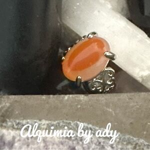 Silver and red crazy lace agate gem ring
